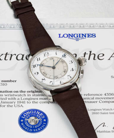 LONGINES. A RARE AND UNUSUAL OVERSIZED STAINLESS STEEL PILOT`S WRISTWATCH WITH SWEEP CENTRE SECONDS, WEEMS SECOND SETTING SYSTEM AND ENAMEL DIAL - photo 2