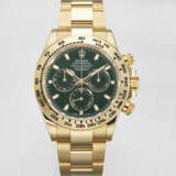 ROLEX. AN ATTRACTIVE AND COVETED 18K GOLD AUTOMATIC CHRONOGRAPH WRISTWATCH WITH BRACELET - photo 1