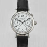 PATEK PHILIPPE. AN EXCEPTIONALLY RARE PLATINUM SPLIT-SECONDS CHRONOGRAPH WRISTWATCH WITH BREGUET NUMERALS - Foto 1