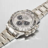 ROLEX. AN ATTRACTIVE 18K WHITE GOLD AUTOMATIC CHRONOGRAPH WRISTWATCH WITH BRACELET - photo 2