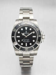 ROLEX. AN ATTRACTIVE STAINLESS STEEL AUTOMATIC WRISTWATCH WITH SWEEP CENTRE SECONDS AND BRACELET