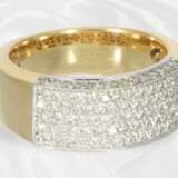 Ring: solider Goldschmiedering mit Brillantbesatz,… - фото 3