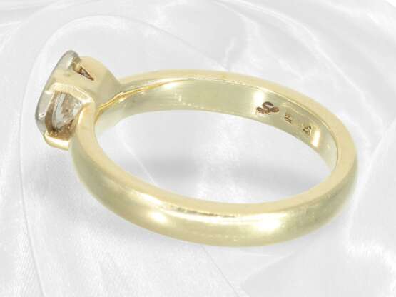 Ring: Goldener Solitär/Brillantring mit einem Halb… - фото 4