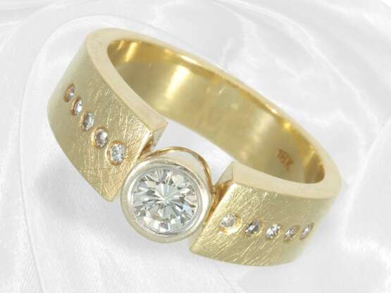 Ring: Moderner Brillant-Goldschmiedering aus 18K G… - фото 1