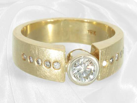 Ring: Moderner Brillant-Goldschmiedering aus 18K G… - фото 3