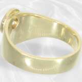 Ring: Massiver Goldschmiedering mit einem Brillant… - Foto 5