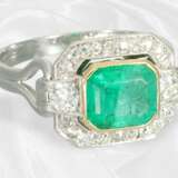 Ring: Schöner Smaragd/Diamant-Goldschmiedering, ca… - фото 2