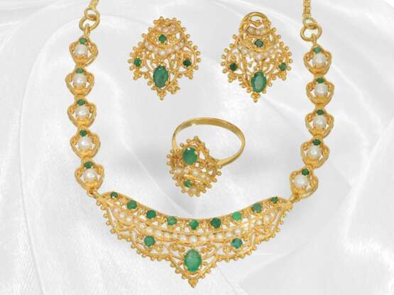 Höchkarätiges, orientalisches Smaragd/Perlen-Set,… - photo 1