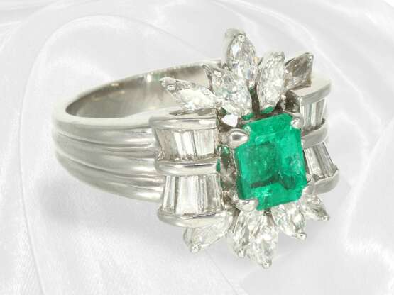 Ring: vintage Platinring mit Smaragd und Diamanten… - фото 4