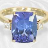 Ring: feiner Tansanit-Ring, 7,16ct, Golschmiedearb… - photo 3