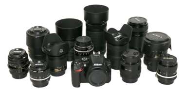 Nikon D5600 mit vielen Objektiven.