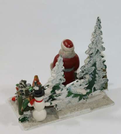 Santa Claus in winterlicher - photo 2