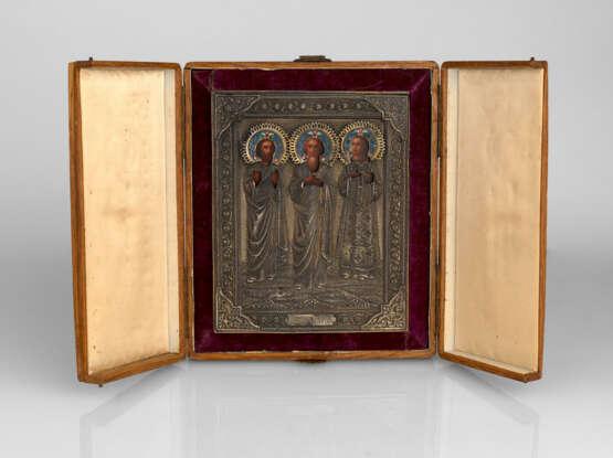 AN ICON OF ST SAMON, GURY AND AVIV IN SILVER OKLAD WITH ENAMEL HALOS AND ORIGINAL WOODEN KIOT - photo 1