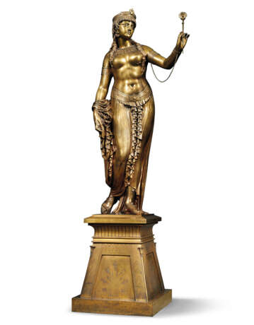 A FRENCH LIFE-SIZE GILT-BRONZE FIGURE OF CLEOPATRA, ENTITLED `CLEOPATRE DEVANT CESAR` (CLEOPATRA BEFORE CAESAR) - фото 1