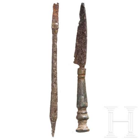 Griffel (Stilus) und Messer, römisch, 1. - 3. Jhdt. n. Chr. - Foto 1