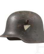 Weimarer Republik (1919-1933). Stahlhelm M 18 mit bayrischem Truppenkennzeichen