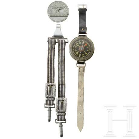 Armbandkompass und Dolchgehänge - Foto 1