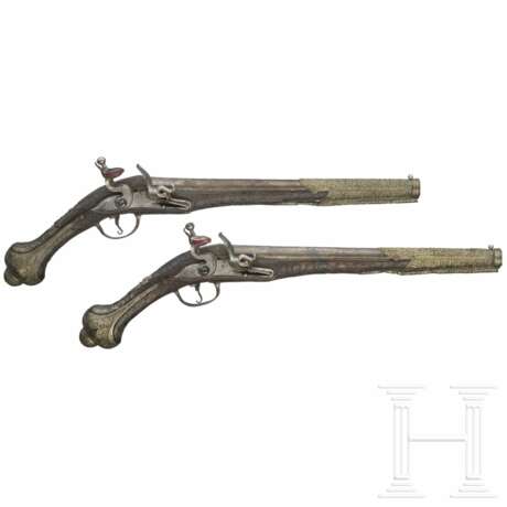 Ein Paar Steinschlosspistolen, balkantürkisch, 19. Jhdt. - фото 1