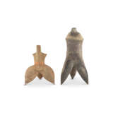 TWO POTTERY TRIPOD EWERS - photo 3