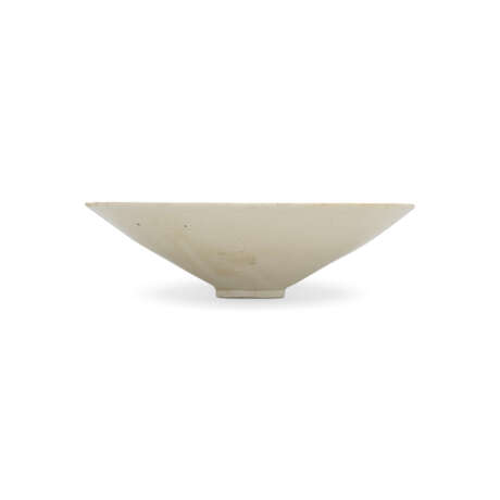 A DING MOULDED ‘PEONY SCROLL’ BOWL - photo 3