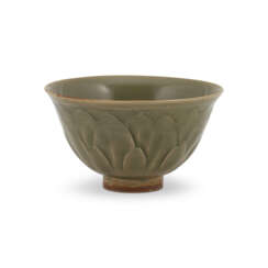 A CARVED YAOZHOU CELADON ‘LOTUS PETAL’ BOWL