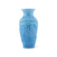 A CARVED PALE-BLUE GLASS 'FIGURAL' VASE - Auktionsarchiv
