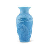 A CARVED PALE-BLUE GLASS 'FIGURAL' VASE - photo 2