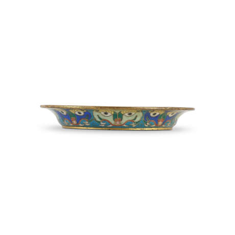 A CLOISONNÉ ENAMEL CUP STAND - Foto 3