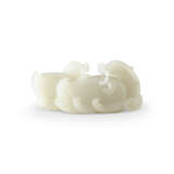 A GROUP OF FOUR WHITE JADE CARVINGS - фото 7