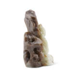 A FINELY CARVED CELADON AND RUSSET JADE FIGURE OF MAGU AND A DEER - photo 4