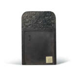 A DUAN INSCRIBED 'HEART SUTRA' INK STONE - Foto 1
