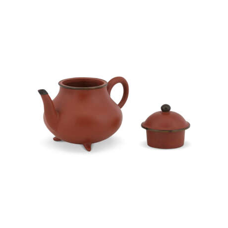 A YIXING TRIPOD TEAPOT AND COVER - photo 2