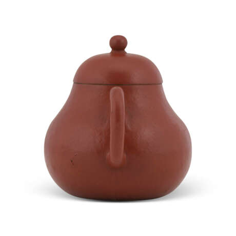 A YIXING PEAR-SHAPED TEAPOT AND COVER - photo 5