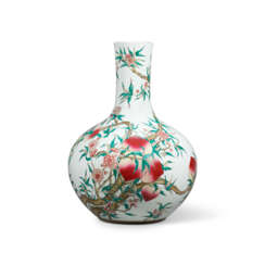 A LARGE FAMILLE ROSE ‘NINE PEACHES’ VASE, TIANQIUPING