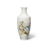 AN INSCRIBED FAMILLE ROSE 'TAMING TIGER LUOHAN' VASE - photo 2