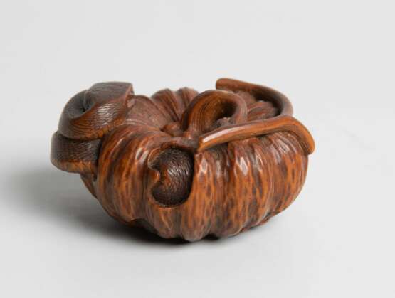 Holz-Netsuke von Tadayoshi - Foto 2