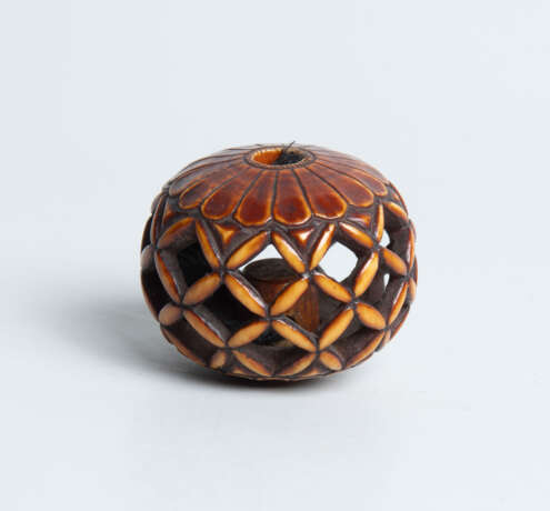 Ryusa-Manjû-Netsuke - photo 2