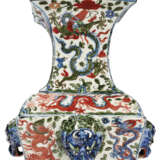 VASE EN PORCELAINE WUCAI &#192; D&#201;COR DE DRAGONS, GU - Foto 4