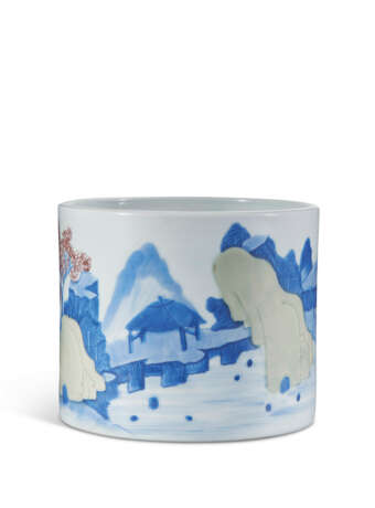 POT &#192; PINCEAUX EN PORCELAINE BLEU BLANC, ROUGE DE CUIVRE ET C&#201;LADON, BITONG - Foto 2