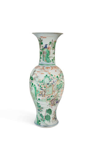 GRAND VASE EN PORCELAINE DE LA FAMILLE VERTE &#192; D&#201;COR DE CAVALIERS - Foto 1