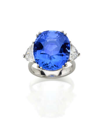 Cushion cut ct. 20.33 sapphire and diamond white g… - Foto 1