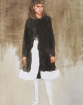 Axel Geis. Mädchen mit schwarzem Mantel