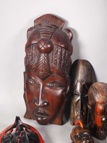 Konvolut Afrikanische Holzkunst, Mitte 20. Jh. - фото 2