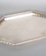 Übersicht. Großes Serviertablett, um 1900 - W&amp;B