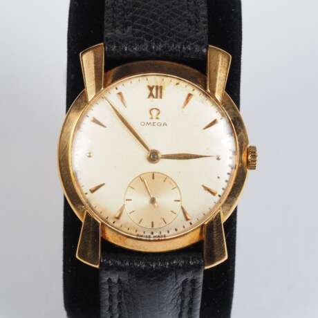 OMEGA Armbanduhr um 1946 in 18K Gold - Kaliber 28 (360) - Foto 2