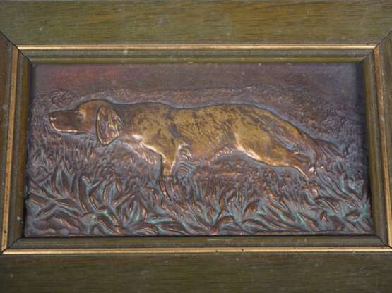 Bronzerelief Jagdhund, um 1900 - Foto 2