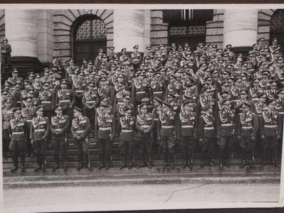Fotoalbum 3.Reich mit u.a. Göring, Hitler, SS-General - фото 8