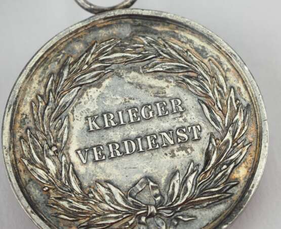Preussen: Kriegerverdienstmedaille, 1. Klasse, in Silber. - фото 5