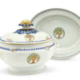 A FAMILLE ROSE OVAL TUREEN, COVER AND STAND - фото 5