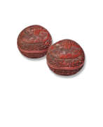Период Цзяцин. A PAIR OF CARVED RED LACQUER PEACH-FORM BOXES AND COVERS